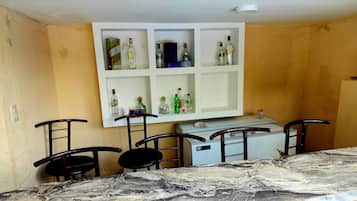 Bar (in der Unterkunft)