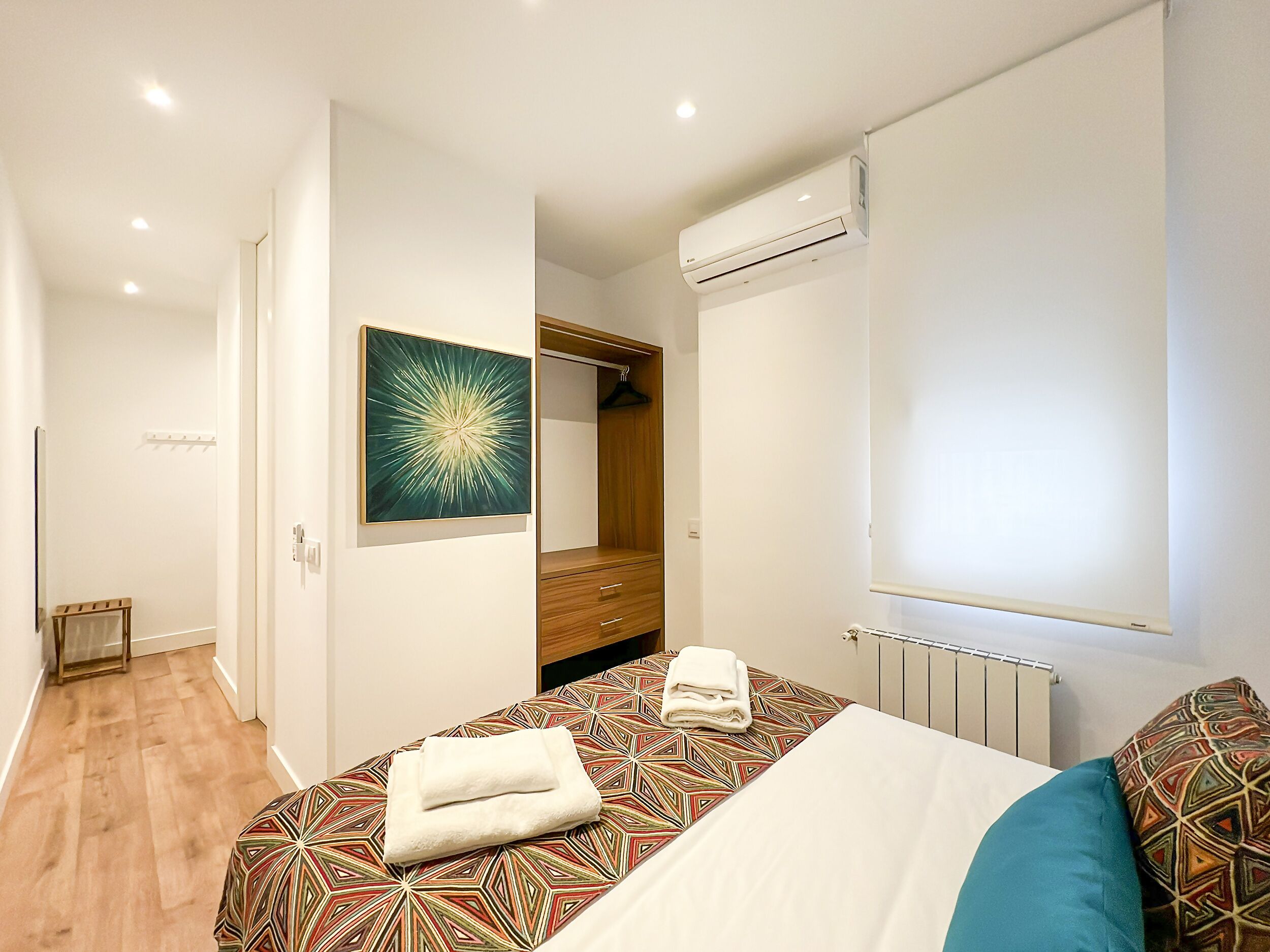 2 chambres, fer et planche à repasser, Wi-Fi gratuit, draps fournis