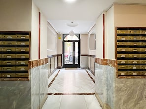 Interior - Acogedor Piso en Barrio de Salamanca (Madrid)