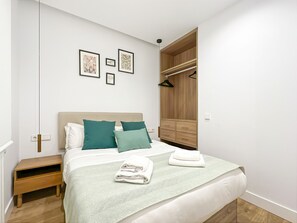 2 Schlafzimmer, Bügeleisen/Bügelbrett, kostenloses WLAN, Bettwäsche