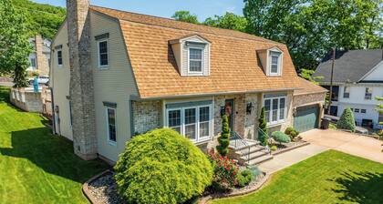 Upscale Home with Heated Inground Pool 15 mins to Knoebels; 5 Min to AOAA
