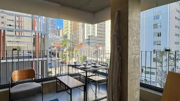 Superior Apartment | Dining