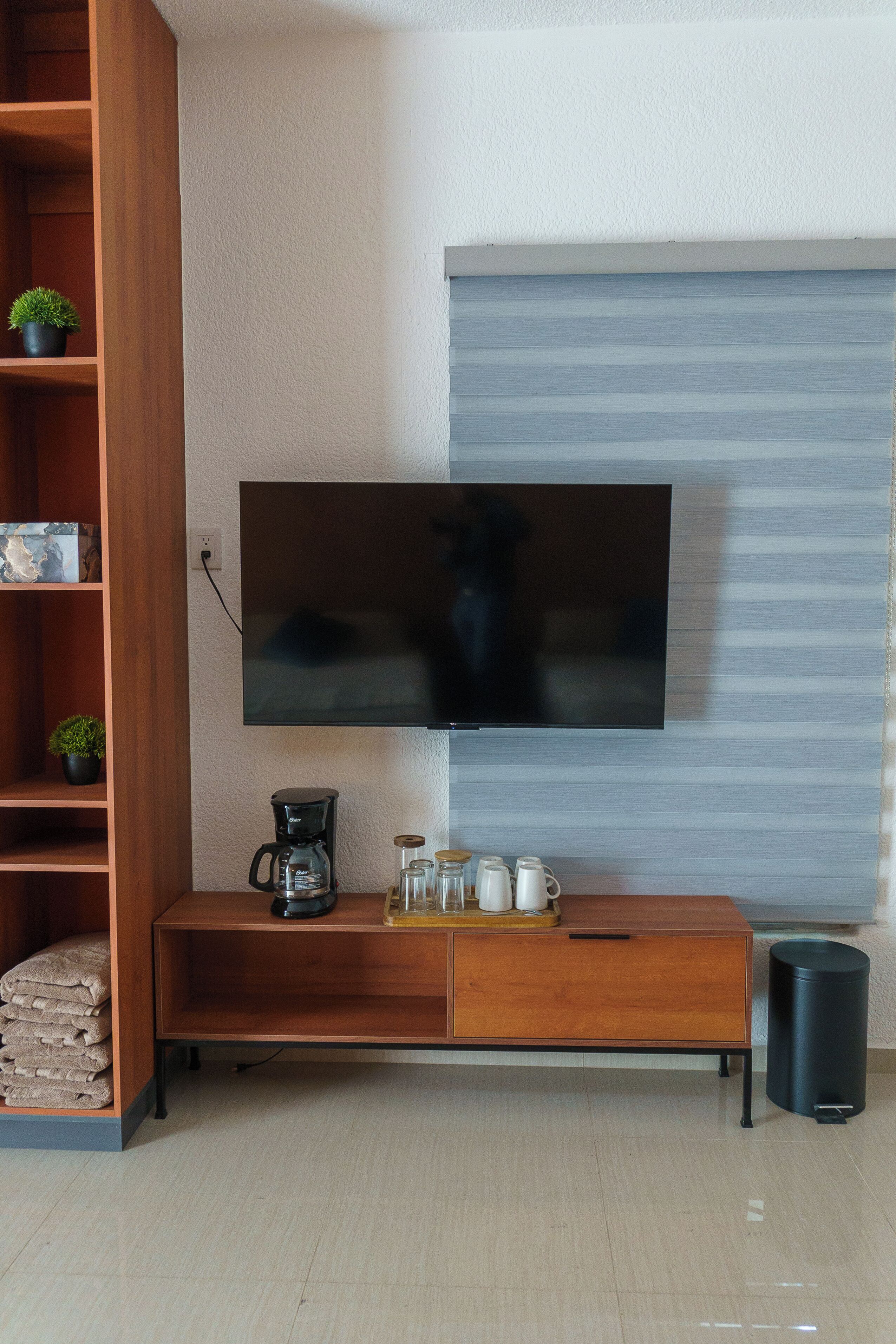 Habitación cuádruple exclusiva | Televisión