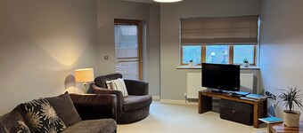 Beautifully presented, pet friendly apartment in the Cathedral grounds 