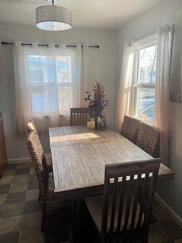 Adorable 4 Bedroom Getaway