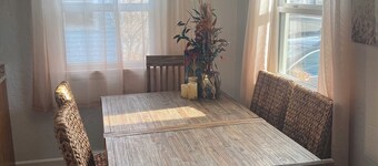 Adorable 4 Bedroom Getaway