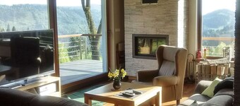 Spacious Hill-View Villa