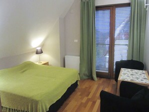 3 bedrooms, WiFi