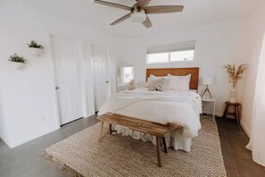 3 chambres, fer et planche à repasser, Wi-Fi, literie fournie