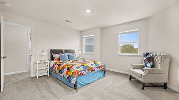 6 chambres, fer et planche à repasser, accès au Wi-Fi (inclus)