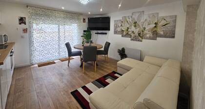 A 25 min de Paris, profitez de cette résidence chic en famille ou entre amis.