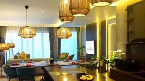 Room - The Balcone Suites & Resort (Gadut)