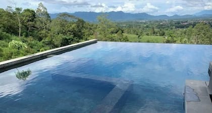 The Balcone Suites & Resort