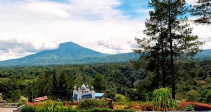 The Balcone Suites & Resort