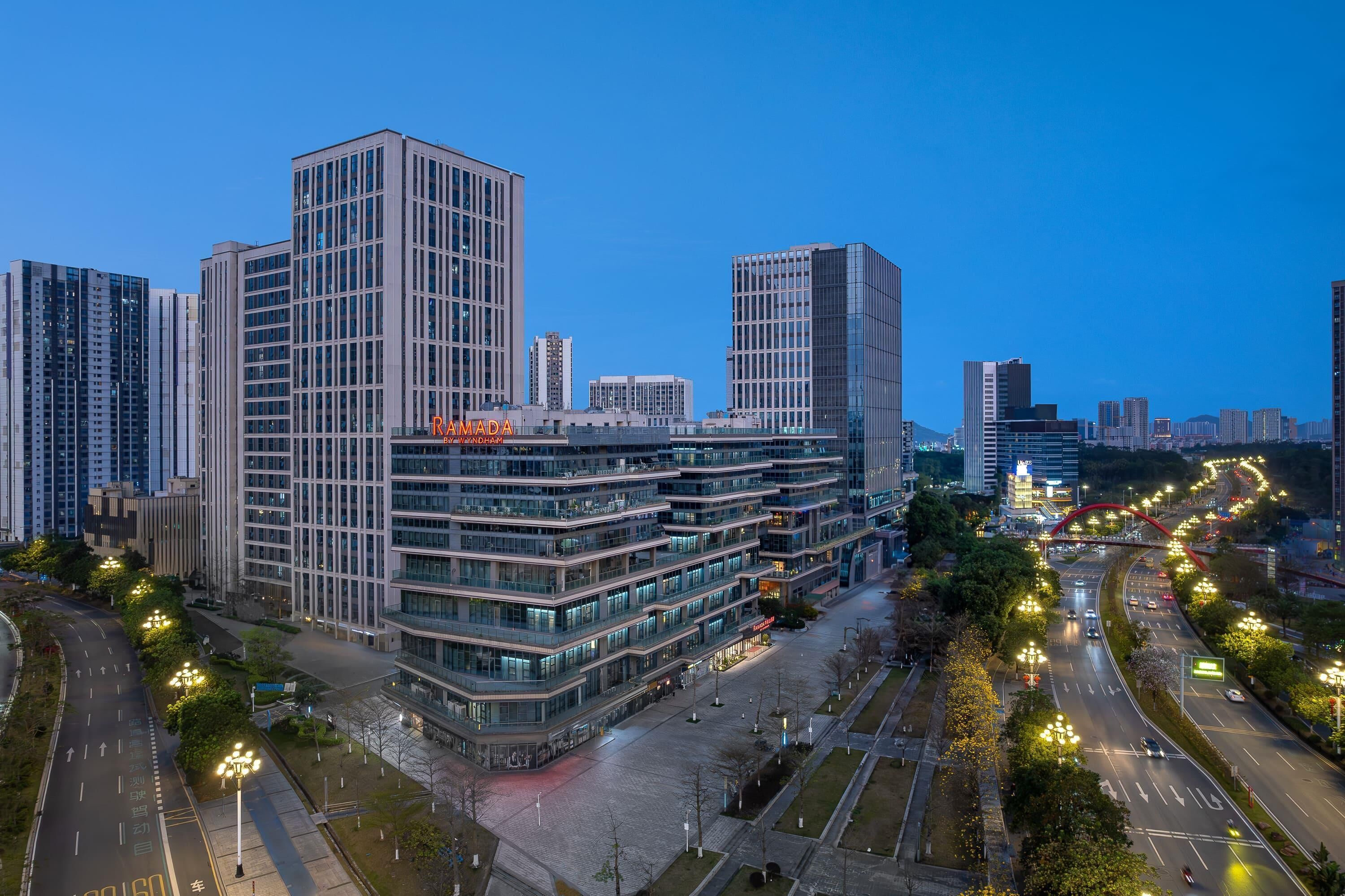 المنشأة من الخارج