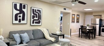 Convenient Downtown Spot with In-Unit Laundry