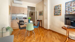 Dining - iFlat | Bright & Comfy Navona apartment (Roma)
