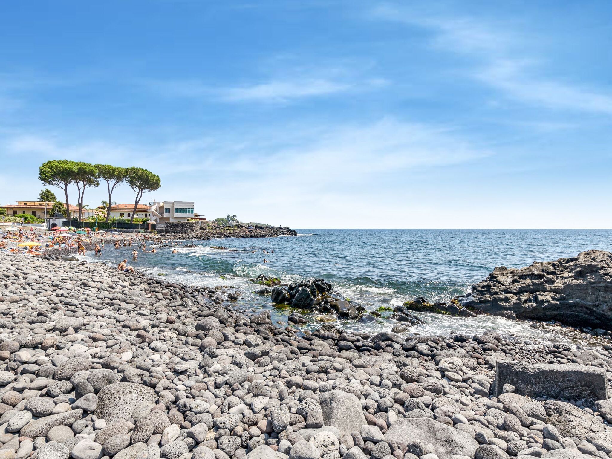 Una spiaggia nelle vicinanze