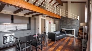 Apartment | Private kitchen | Full-size fridge, microwave, oven, stovetop