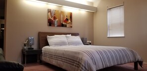 2 chambres, fer et planche à repasser, Wi-Fi gratuit, draps fournis