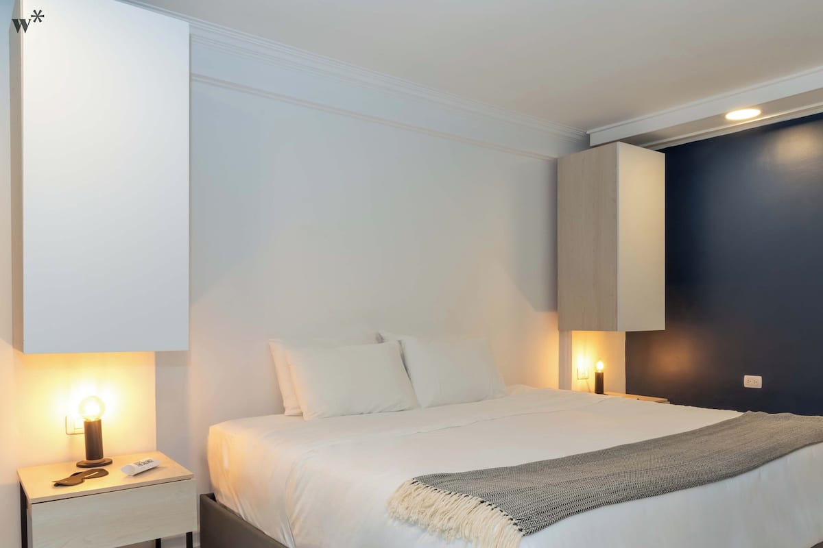 1 bedroom, iron/ironing board, free WiFi