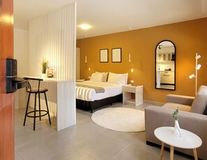 Apartment (04) | Iron/ironing board, free WiFi - Lalinde by Wynwood House (Medellín)