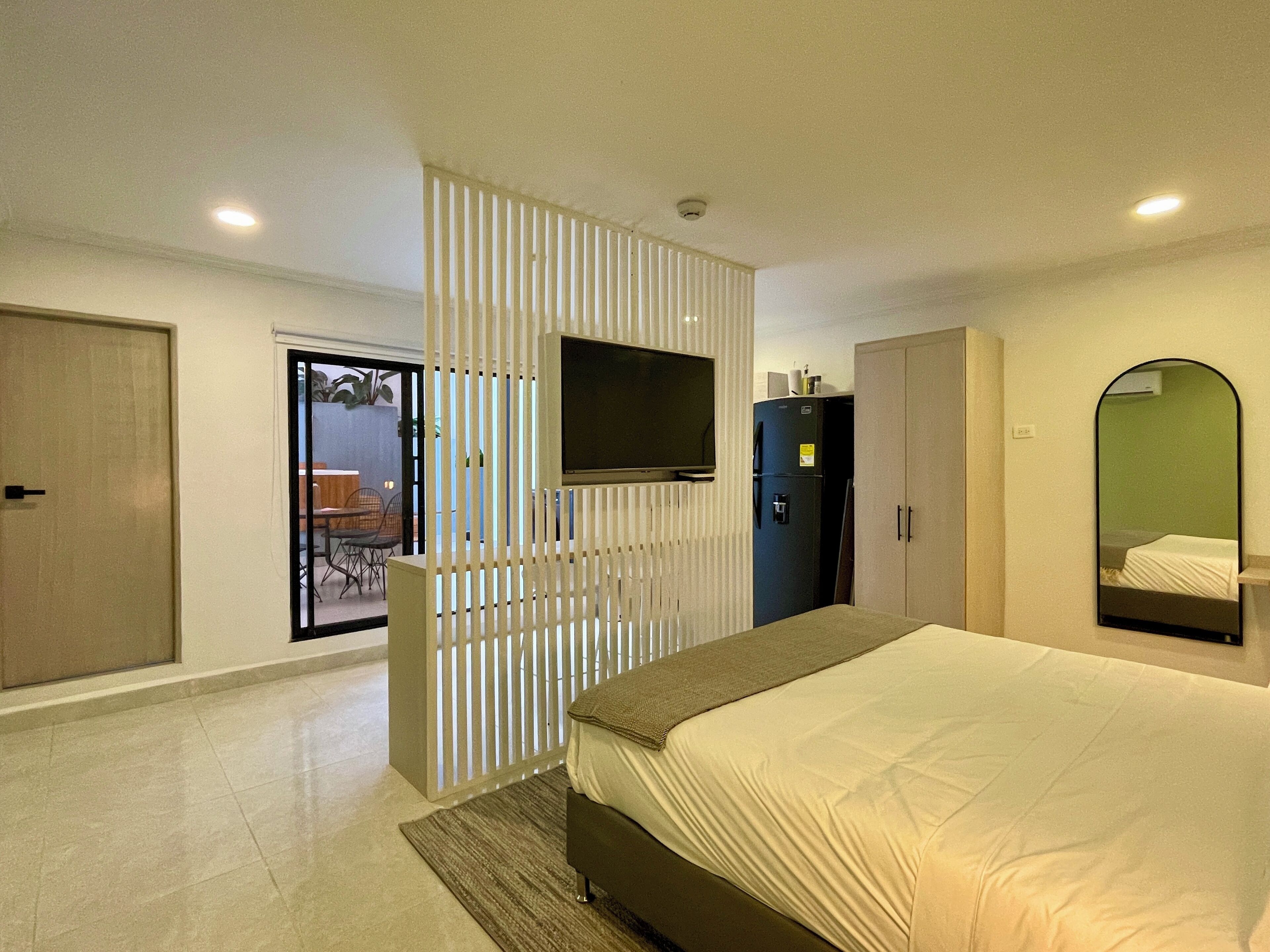 Tabla de planchar con plancha y wifi gratis 