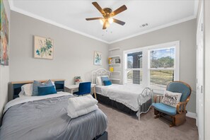 4 chambres, bureau, fer et planche à repasser, Wi-Fi gratuit