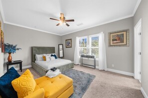 4 chambres, bureau, fer et planche à repasser, Wi-Fi gratuit