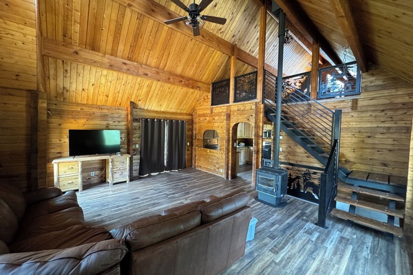 Una Smart TV, una chimenea