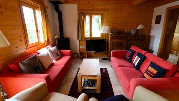 Télévision, cheminée