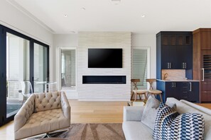 Smart TV - Ultra-Luxury Oceanfront Home | 58 Grand Pavilion, Wild Dunes Resort (Isle Of Palms)