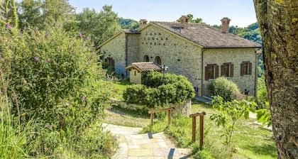 Villa in Belforte near Sasso Simone Park