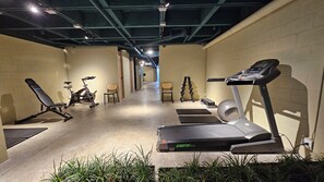 Fitness facility - AP Rest and Work 502 (Medellín)