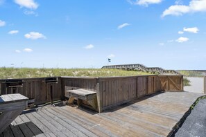 Property grounds - Sundunes133 in Navarre Beach | Beachfront | Pool | My Beach Getaways (Navarre)