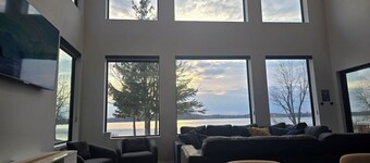 New Modern Lakefront Cabin on West Rush Lake