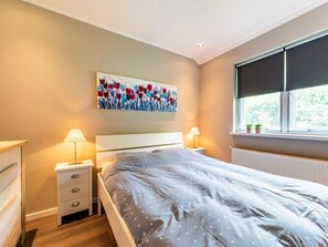 3 室のベッドルーム、WiFi