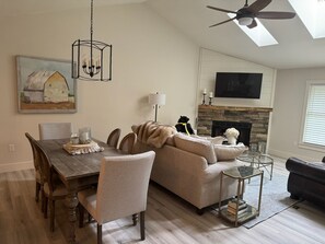 Living area - Serenity in Sapphire (Sapphire)