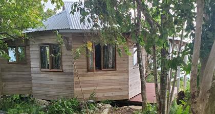 Kimoya's cottage is a mountain cottage overlooking the sea and coastline