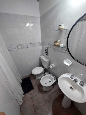 H årtørrer, bidet, håndklæder, Sæbe