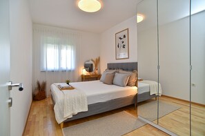 1 soveværelse, internetforbindelse