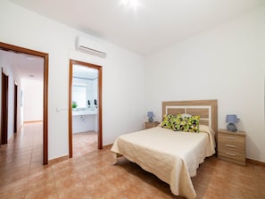 4 bedrooms, WiFi