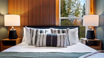 7 bedrooms, desk, iron/ironing board, WiFi