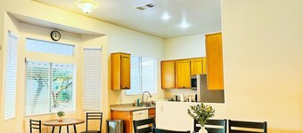 Delightful, 100% Private, Cozy and newly renovated House!!