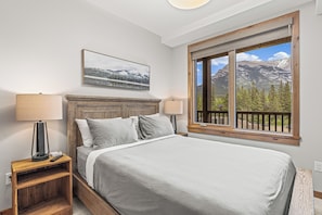 2 bedrooms, iron/ironing board, WiFi, bed sheets - Super comfy in Spring Creek ~ Canmore 208TML (Canmore)