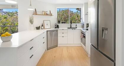 Paradise Grove Holiday Apartments