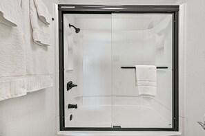 Shower, hair dryer, towels, shampoo - Beach Hair; Don't Care, Beach Front, Book Now! (Galveston)