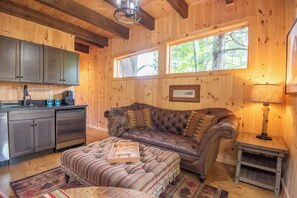 Televisie en een open haard