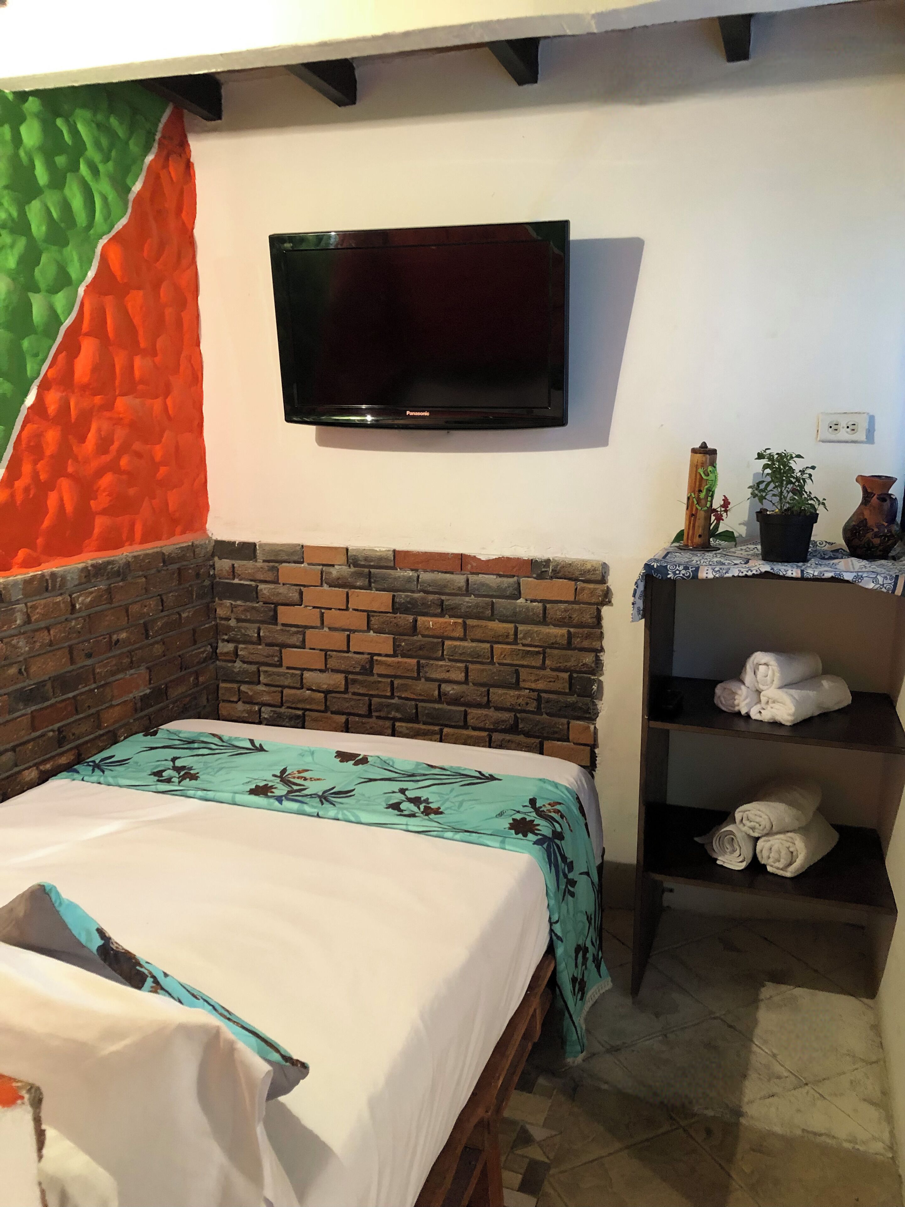 Photo - Balcones Del Lago