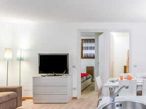 3 bedrooms, WiFi